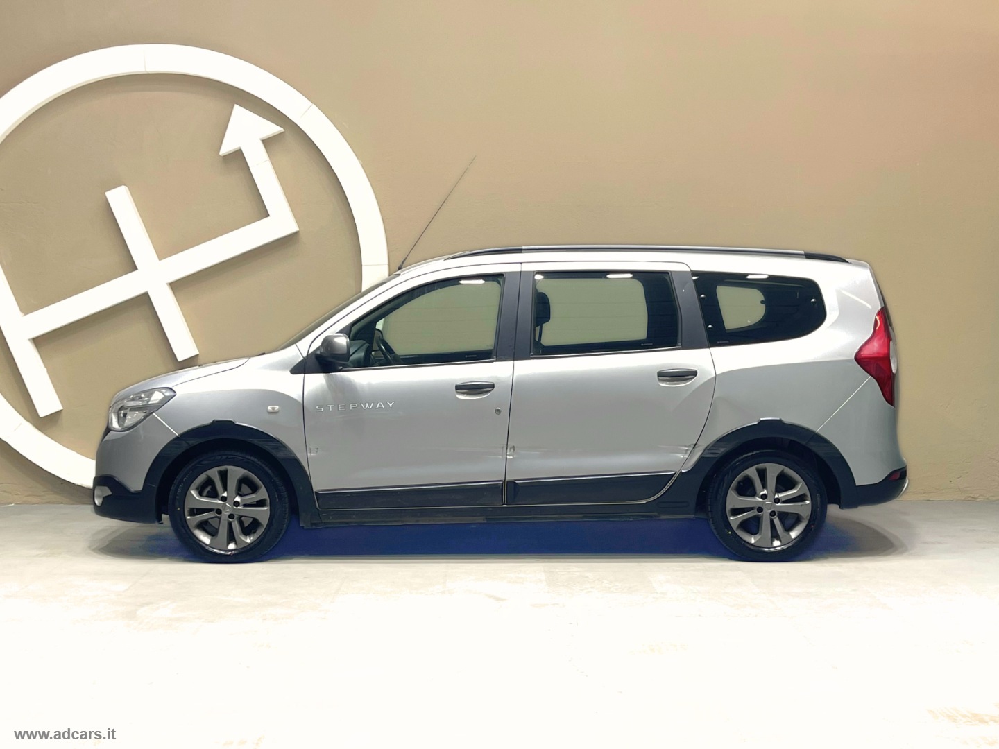 Lodgy Stepway 1.5 dCi 8V 110 CV S&S 7 posti *TURBINA NUOVA*1 PROPRIETARIO* - immagine 3
