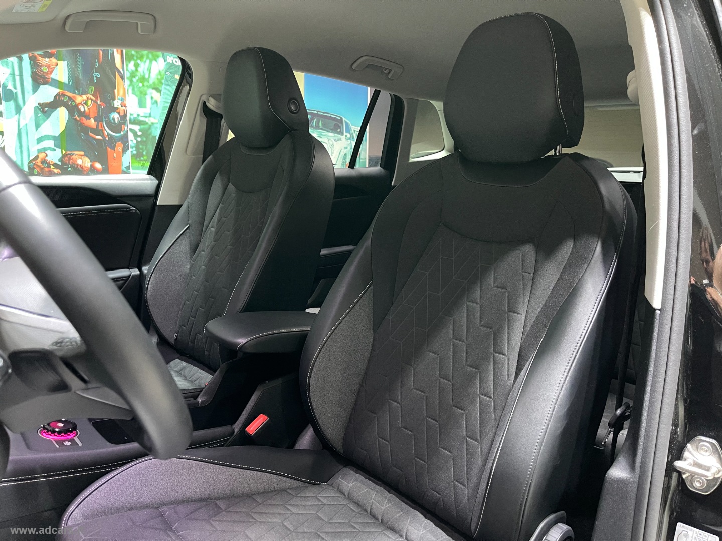 Tiguan 1.5 eTSI 150 CV DSG Life *TELECAMERA 360*PACK LUCI* - immagine 3