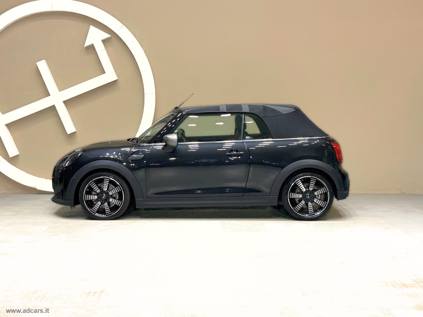 Mini Cooper Yours Cabrio *FULL BLACK*HEAD UP*BRITISH FLAG*HK* - immagine 3