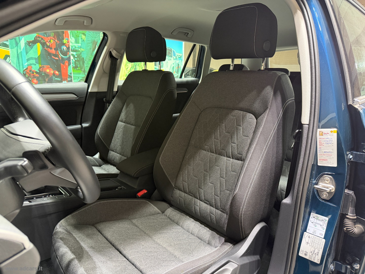 Passat Var. 2.0 TDI EVO DSG Business *CAMBIO AUT.*CLIMA 3 ZONE* - immagine 3