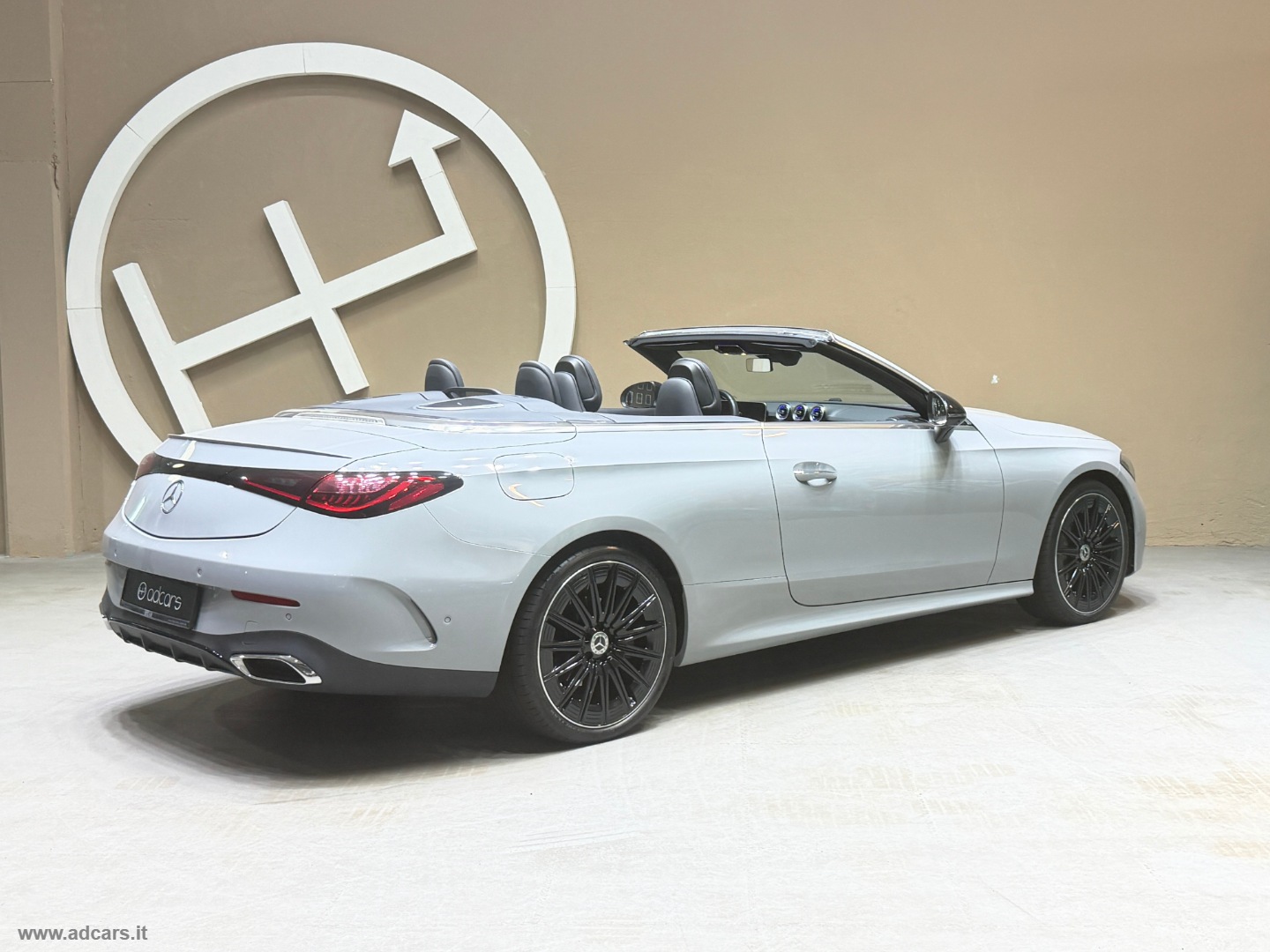 CLE 220 d Cabrio AMG Line Premium Plus *FULL OPT.* - immagine 3