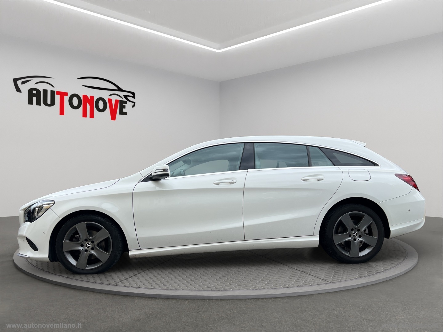CLA 180 d Automatic Executive WWW.AUTONOVEMILANO.IT - immagine 3