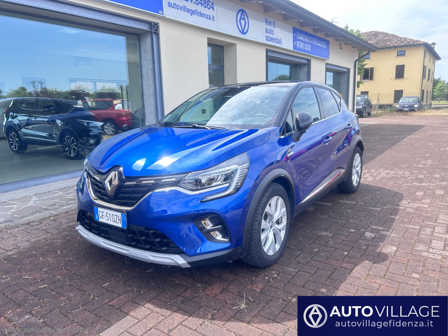 Captur Hybrid E-Tech 145 CV Business - immagine 3