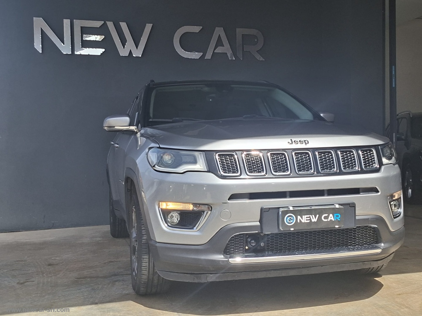 Compass 2.0 Mjt II aut. 4WD Limited - immagine 3