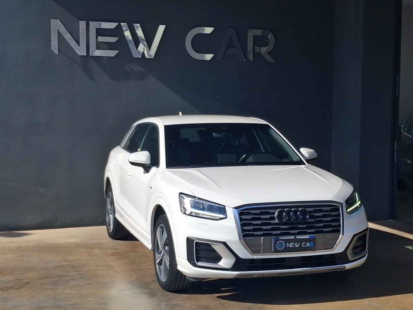 Q2 1.4 TFSI COD S tronic Business - immagine 3