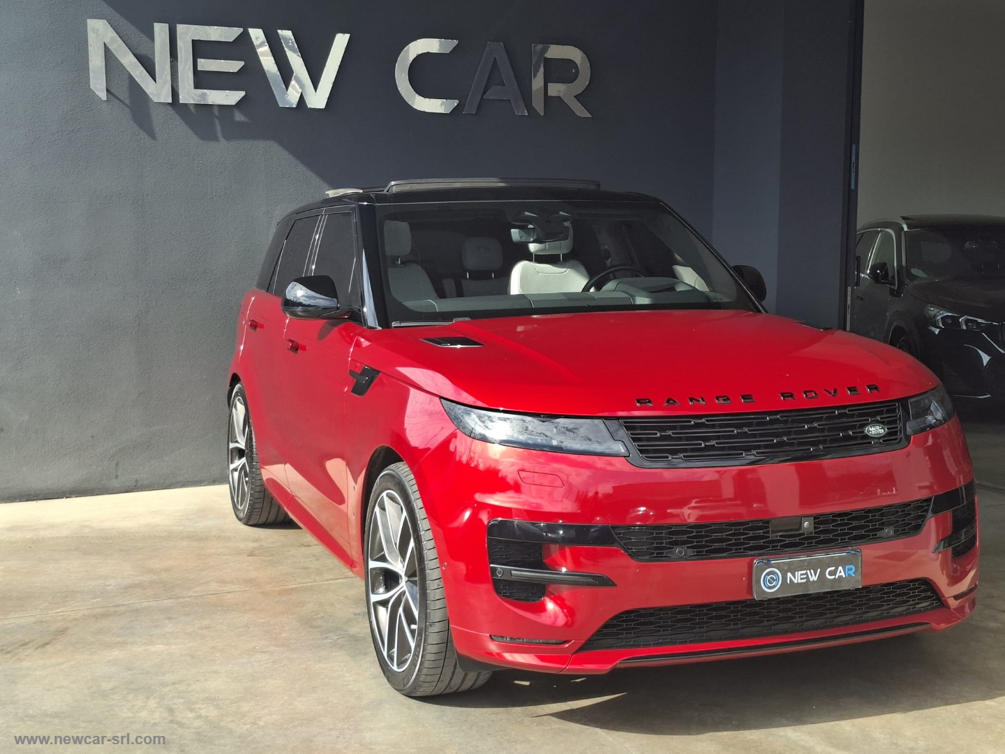 Range Rover 3.0D I6 300 CV HSE - immagine 3