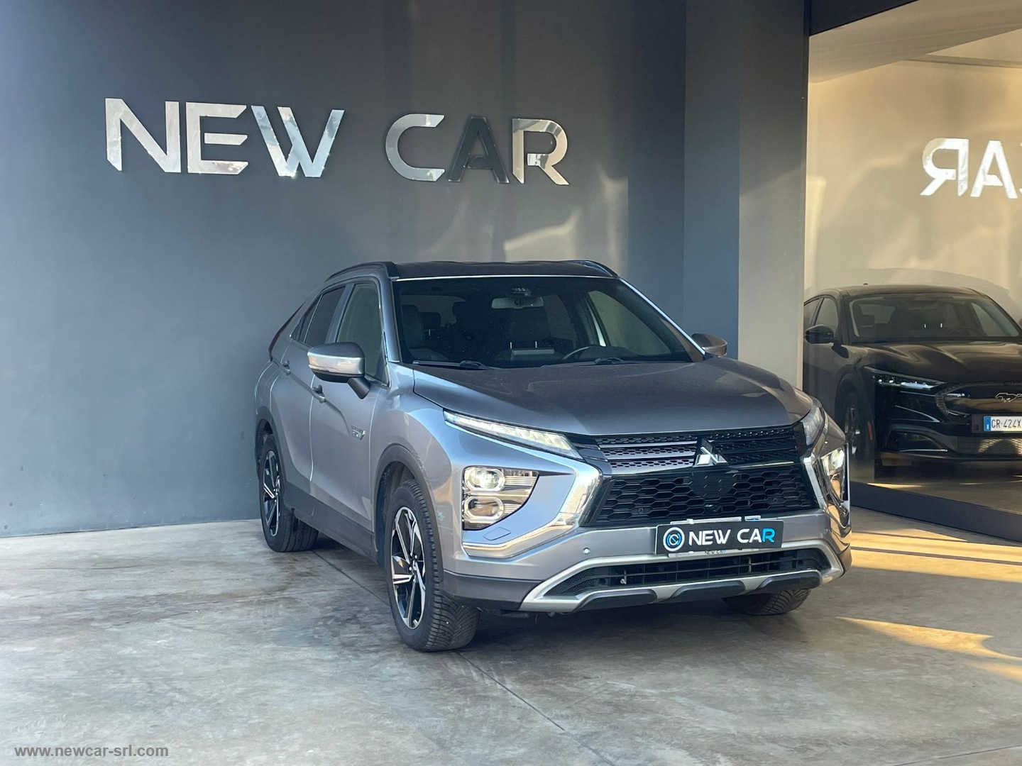 Eclipse Cross 2.4 4WD PHEV Instyle SDA - immagine 3