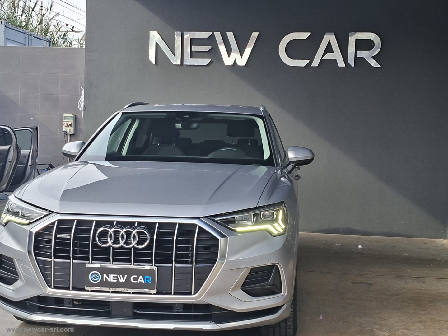 Q3 2.0 TDI 150CV quattro Business - immagine 3