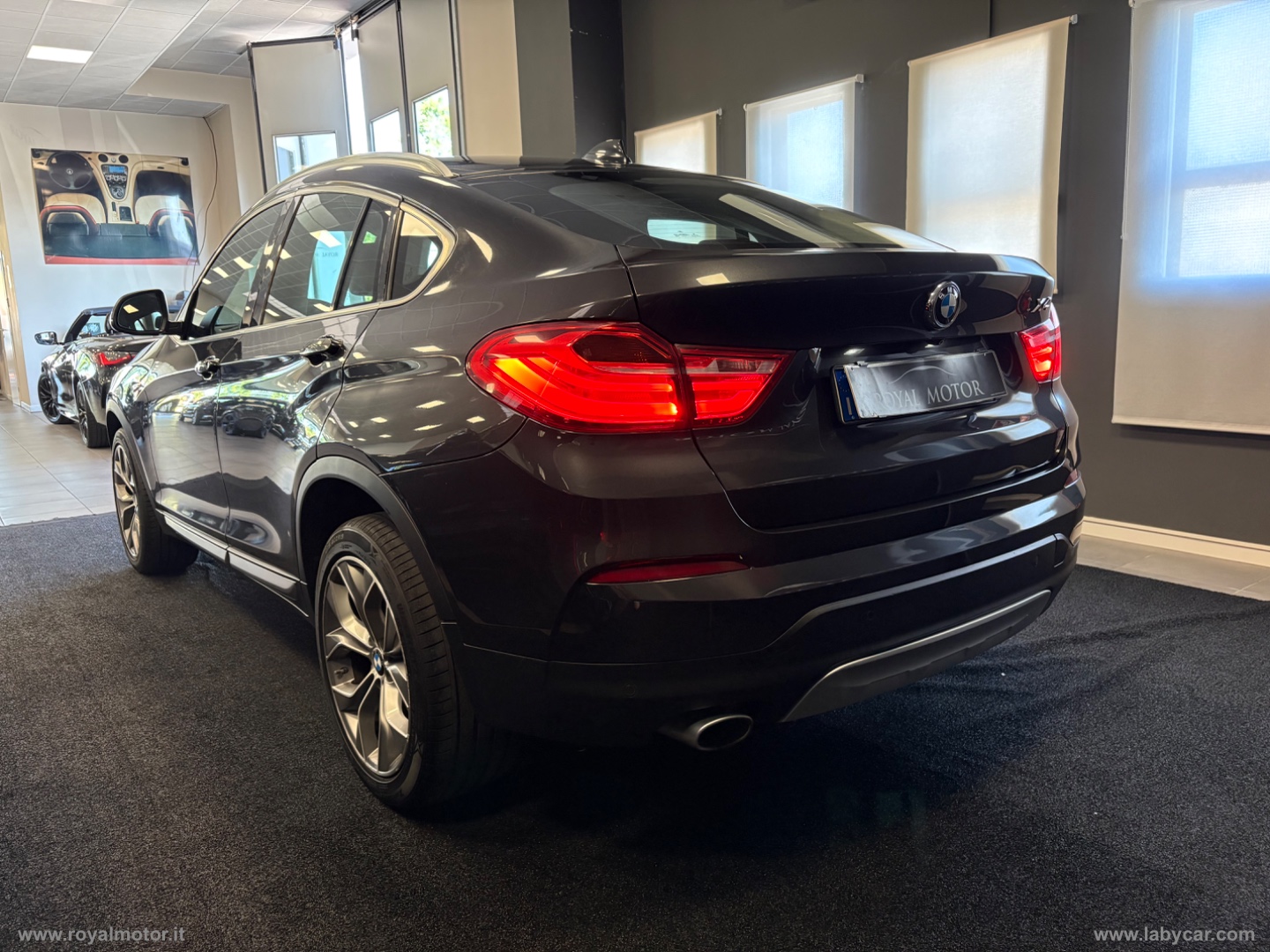 X4 xDrive20d xLine - immagine 3