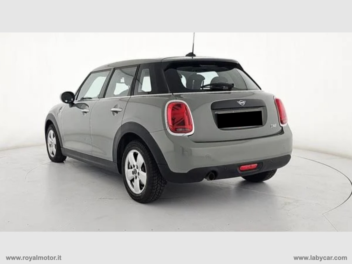 Mini Cooper 5 porte - immagine 3