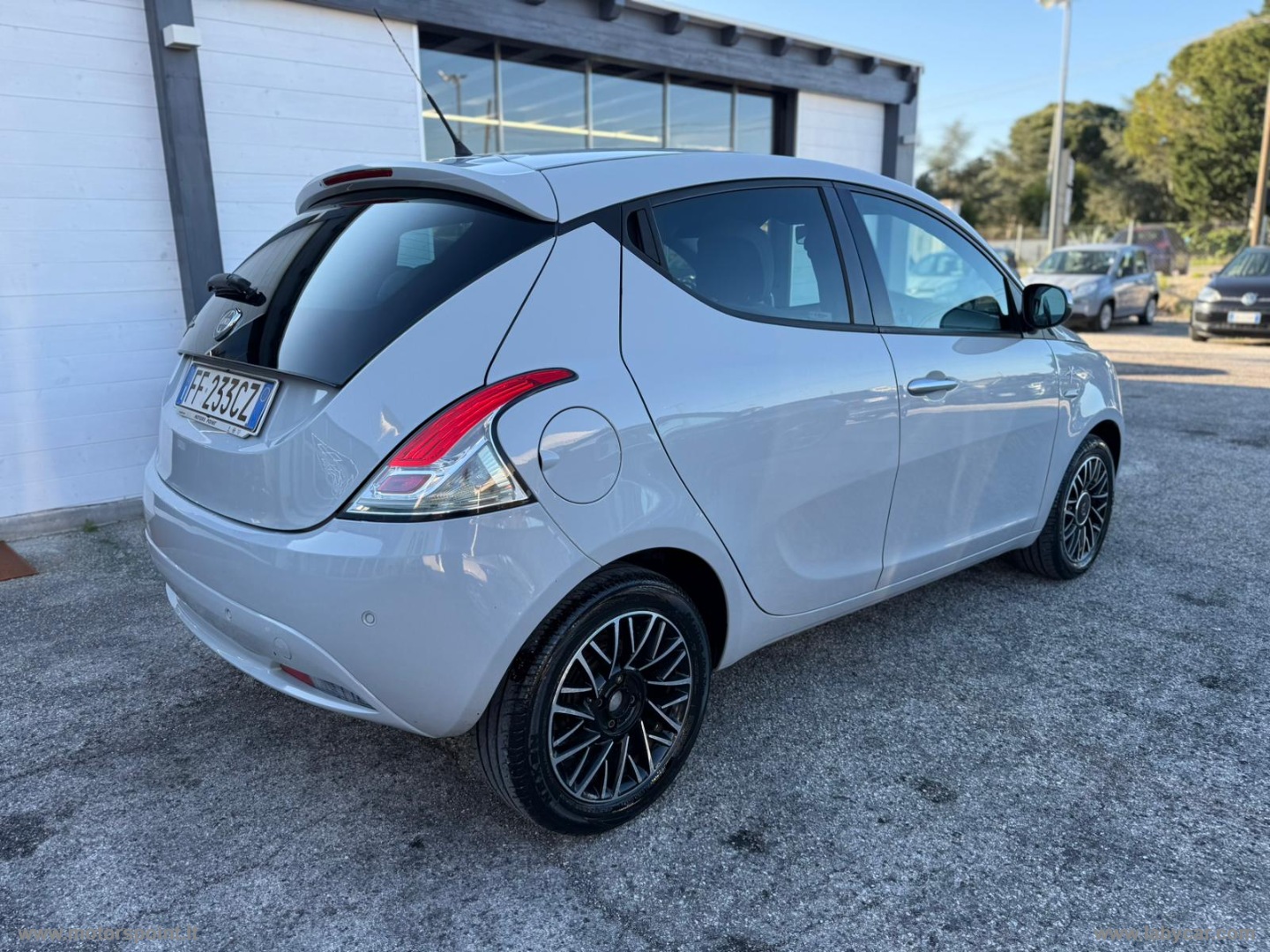 Ypsilon 1.3 MJT 95 CV 5p. S&S Platinum - immagine 3