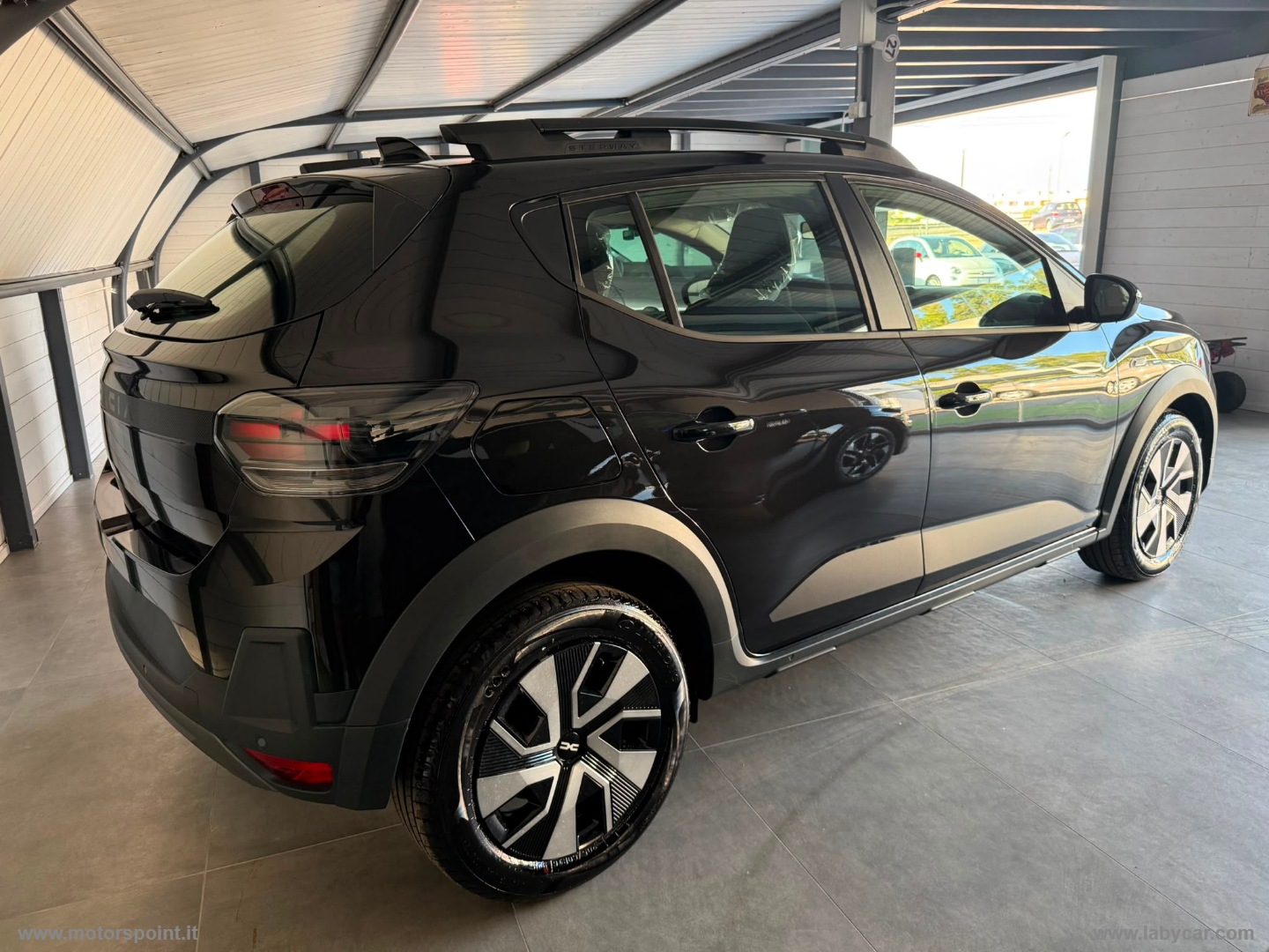 Sandero Stepway Eco-G 120CV Expression - immagine 3