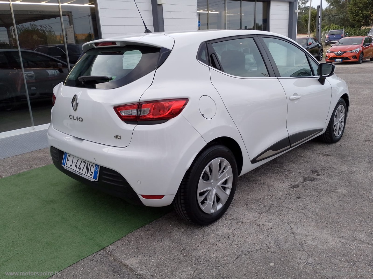 Clio dCi 8V 75 CV S&S 5p. Energy Zen - immagine 3
