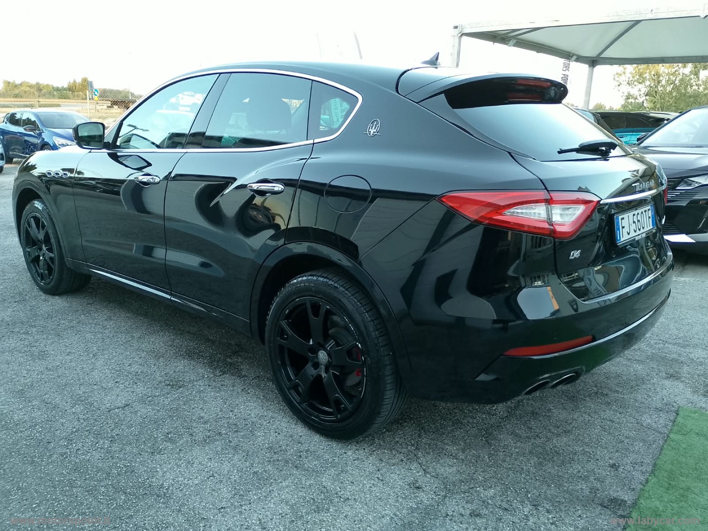 Levante V6 Diesel 275 CV AWD Nerissimo - immagine 3