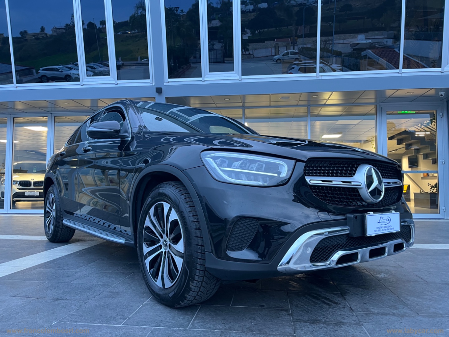 GLC 200 d 4Matic Coupé Executive - immagine 3