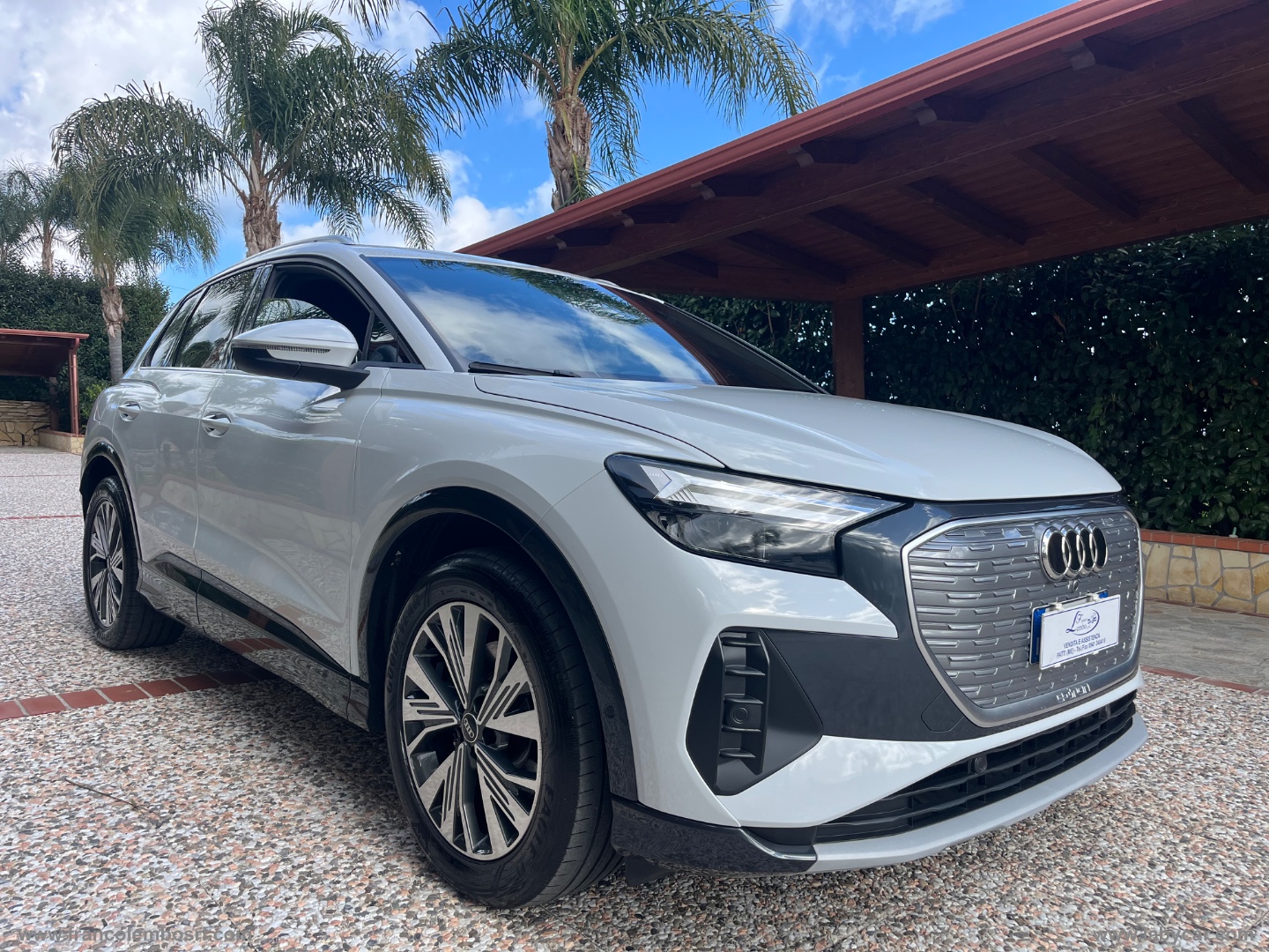 Q4 35 e-tron Business Advanced - immagine 3
