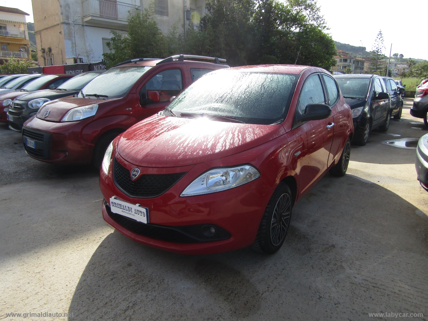 Ypsilon 1.2 69 CV 5p. GPL Ecochic Gold - immagine 3