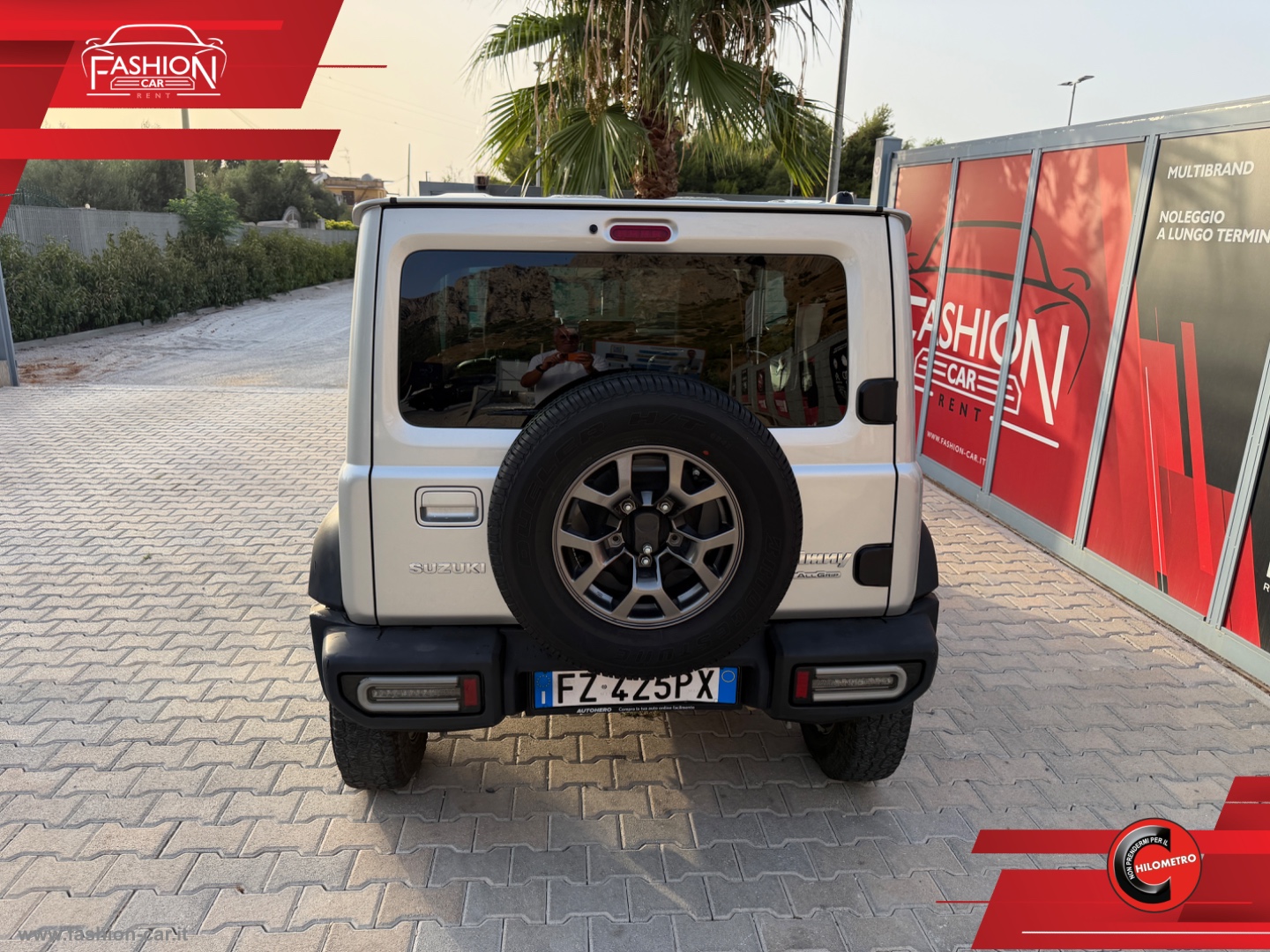 Jimny 1.5 5MT Top - immagine 3