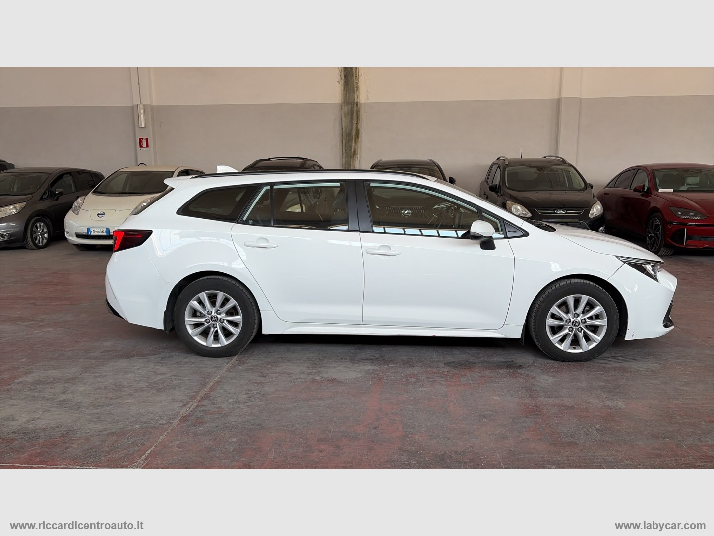 Corolla Active 1.8 Hybrid TS - immagine 3