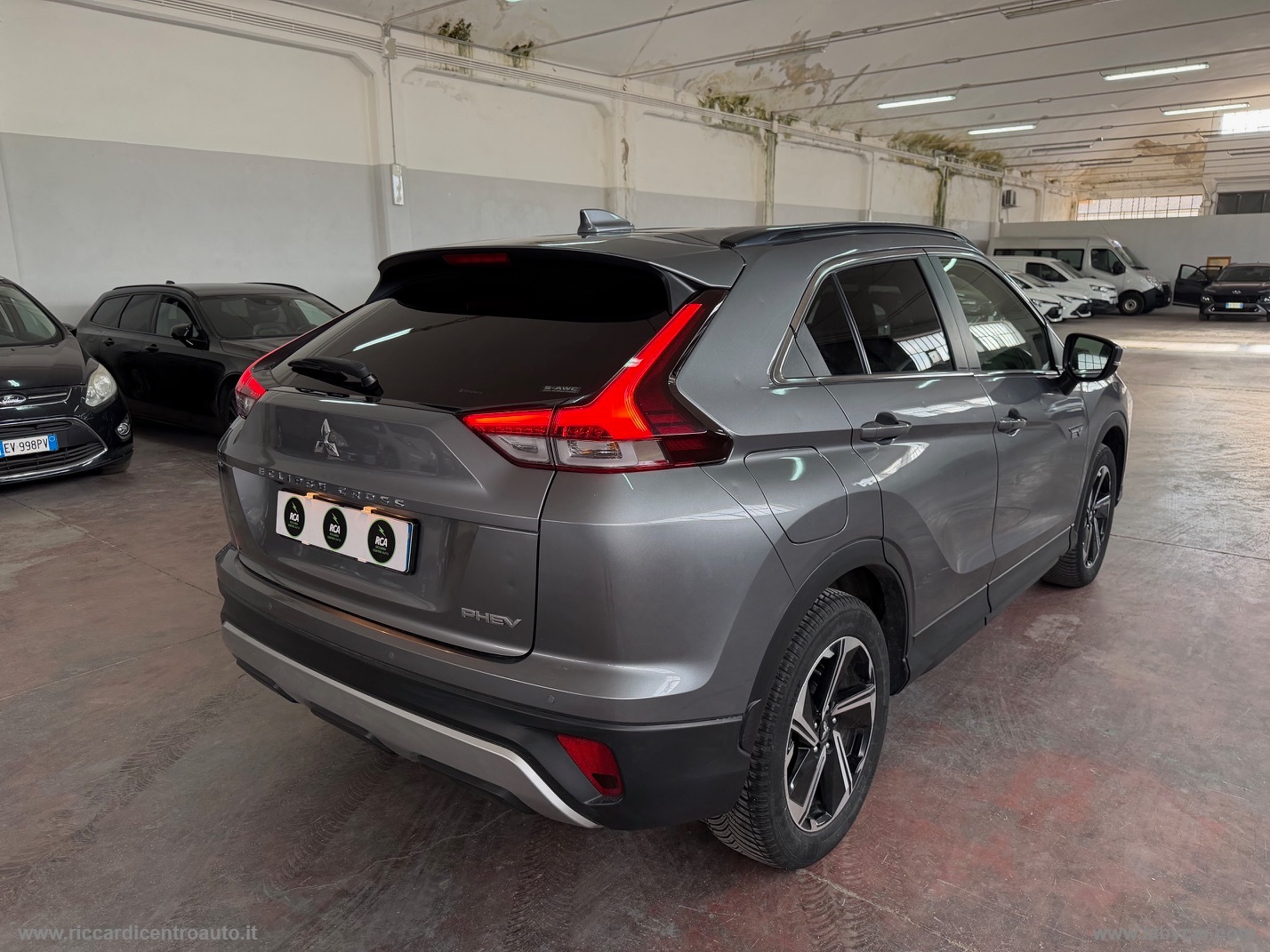 Eclipse C. 2.4 4WD PHEV InstyleSDA Pack0 - immagine 3