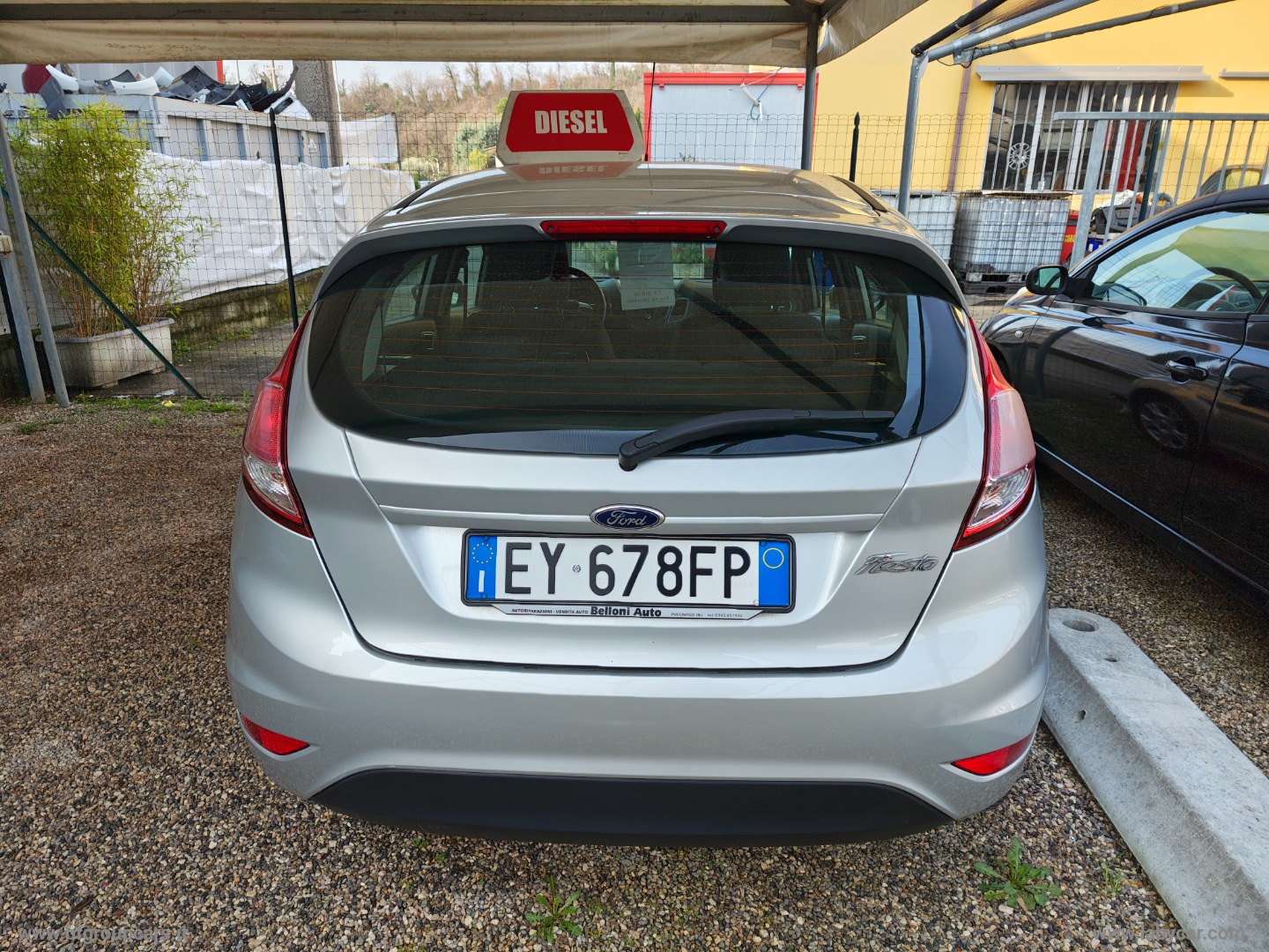 FIESTA 1.5 TDCI BLACK AND WHITE - immagine 3