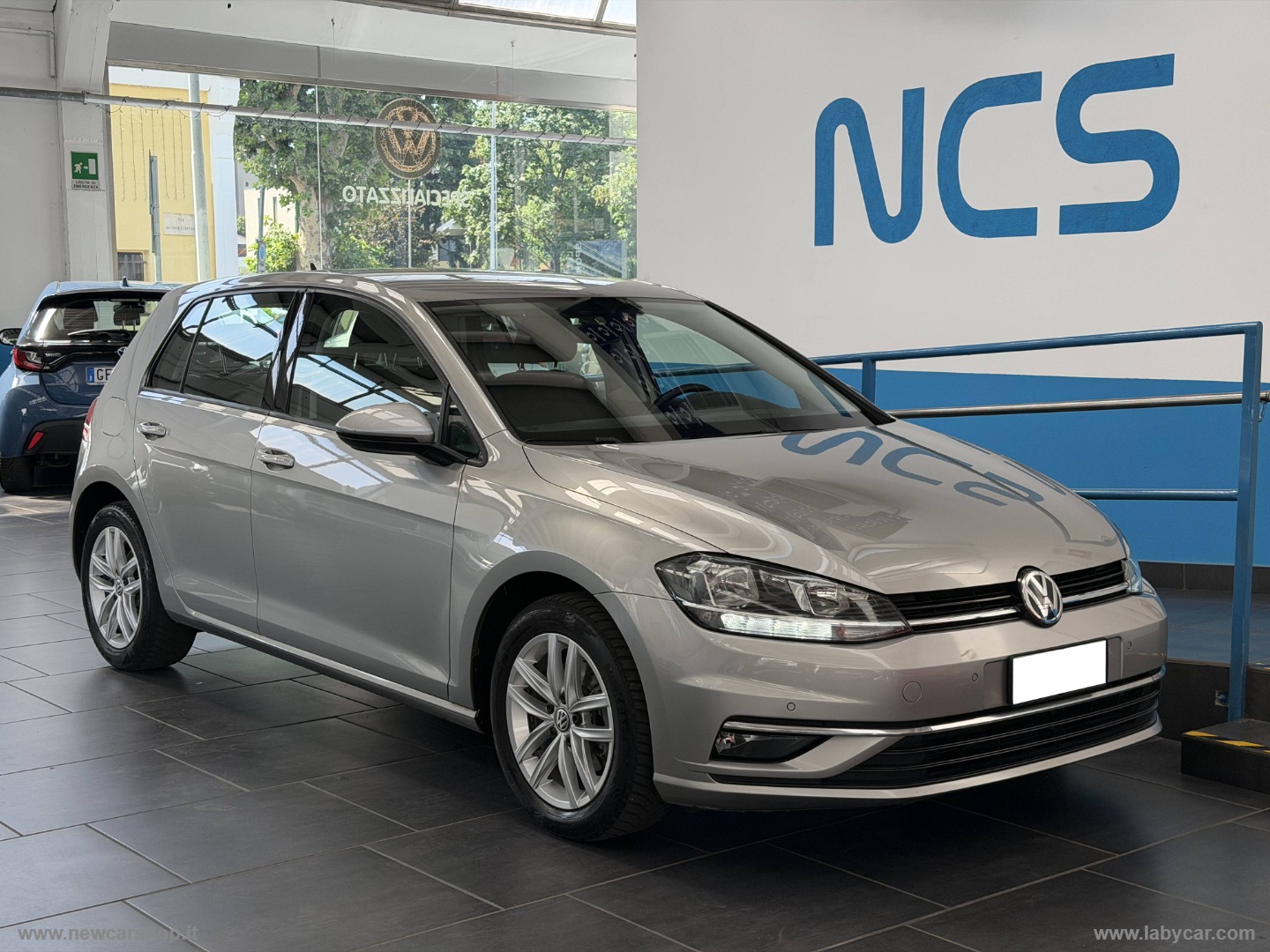 Golf 1.6 TDI 115CV 5p. Highline BMT NEOPATENTATI - immagine 3