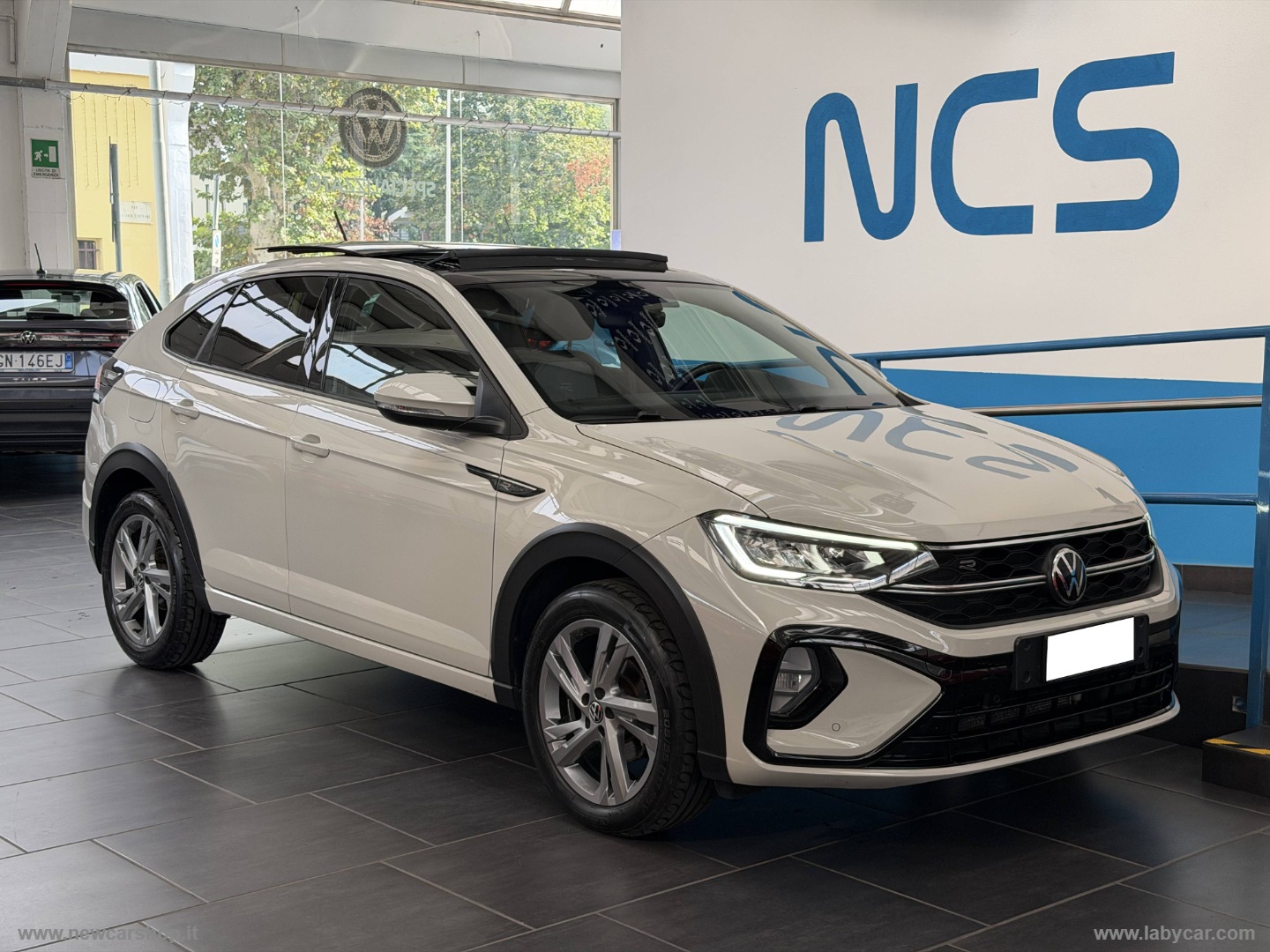 Taigo 1.0 TSI 110 CV DSG R-Line - immagine 3