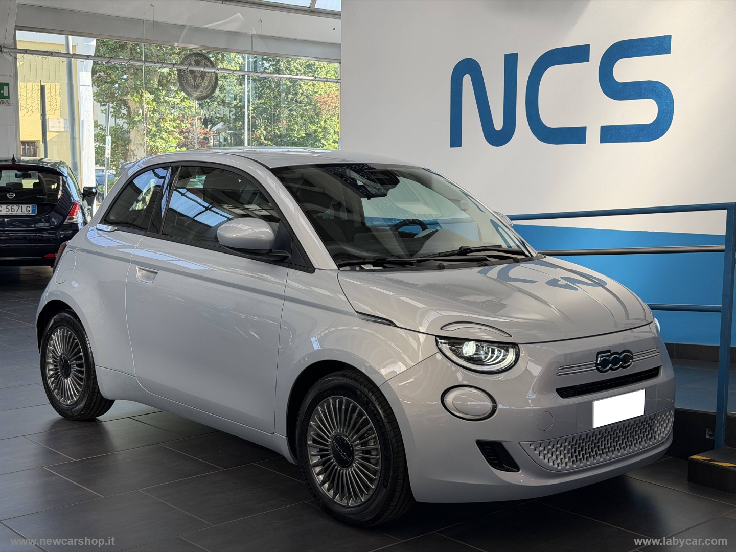 500 Hybrid TORINO NEOPATENTATI - immagine 3