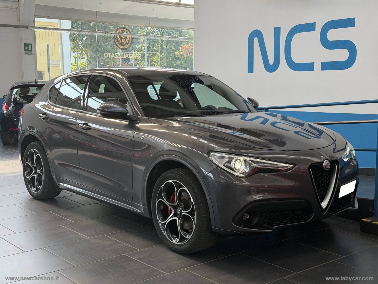 Stelvio 2.2 T.diesel 210 CV AT8 Q4 Ti - immagine 3