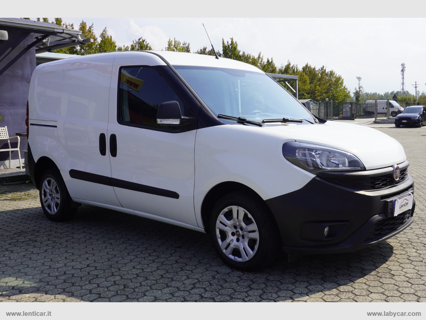 Doblò 1.6 MJT 105CV PC-TN Cargo Lounge 3 Posti - immagine 3