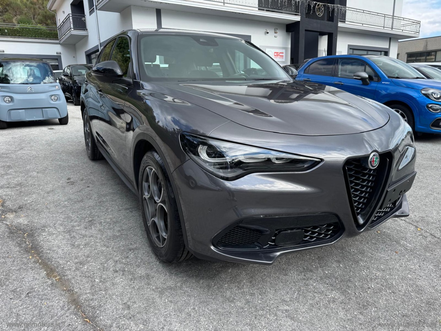 Alfa Romeo Stelvio Stelvio 2.2 T.d. 160CV AT8 RWD Sprint - Immagine 3