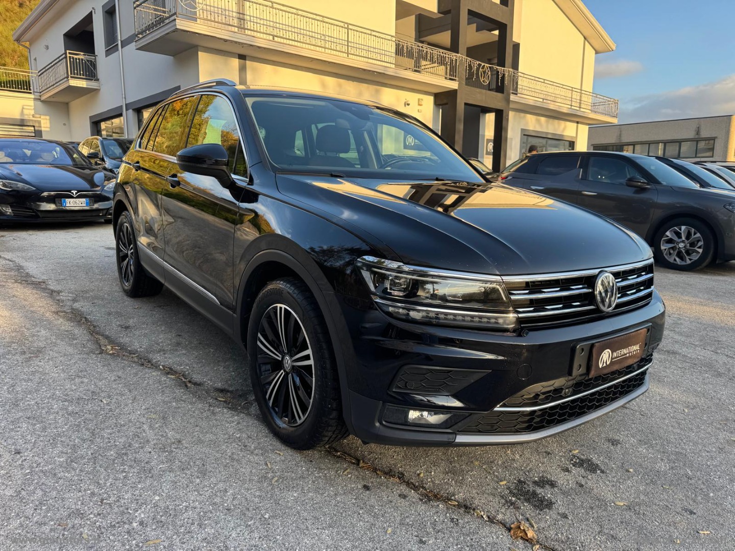 Volkswagen Tiguan 2.0 TDI DSG Advanced BMT - Immagine 3
