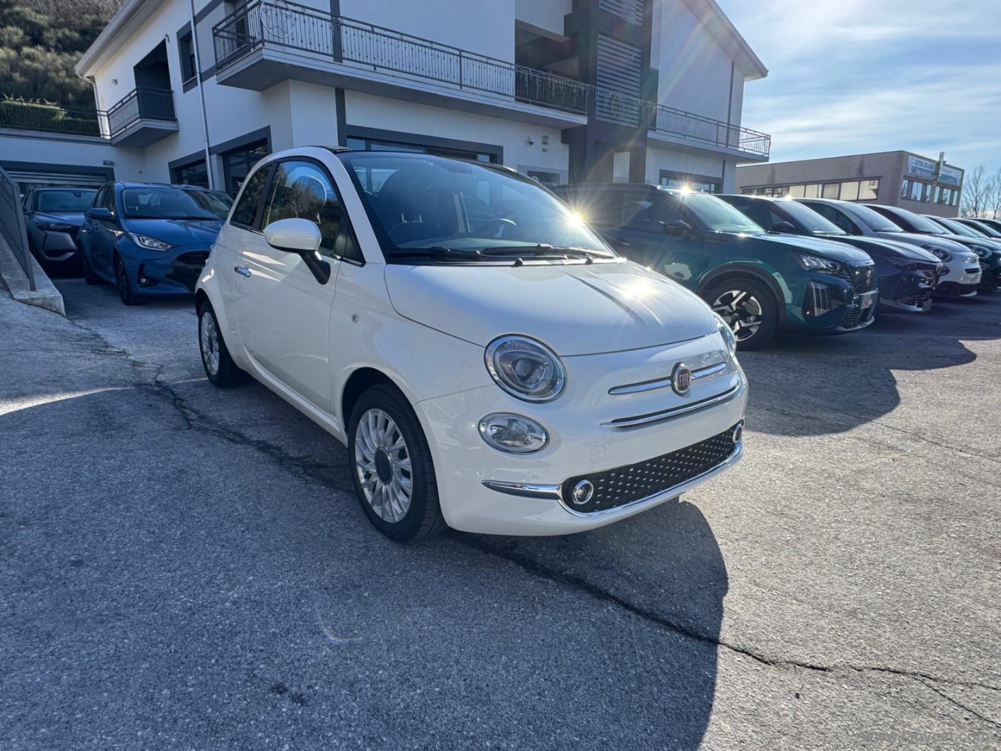 500 C 1.0 Hybrid Dolcevita - immagine 3