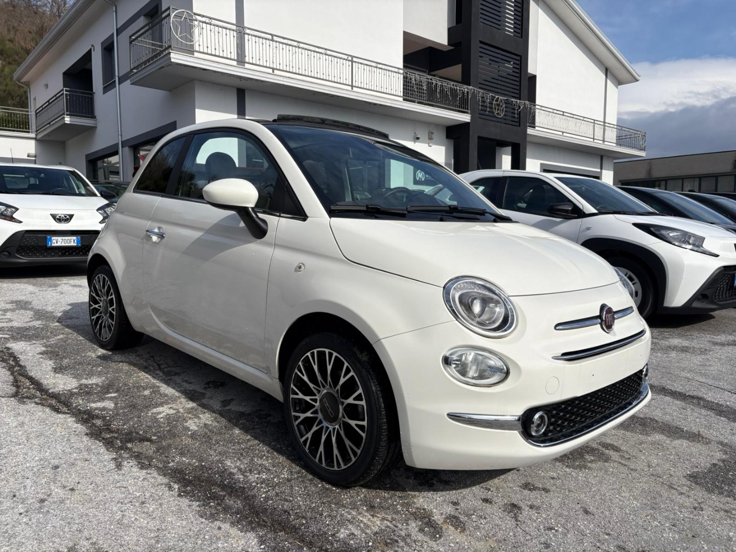 500 C 1.0 Hybrid Dolcevita - immagine 3