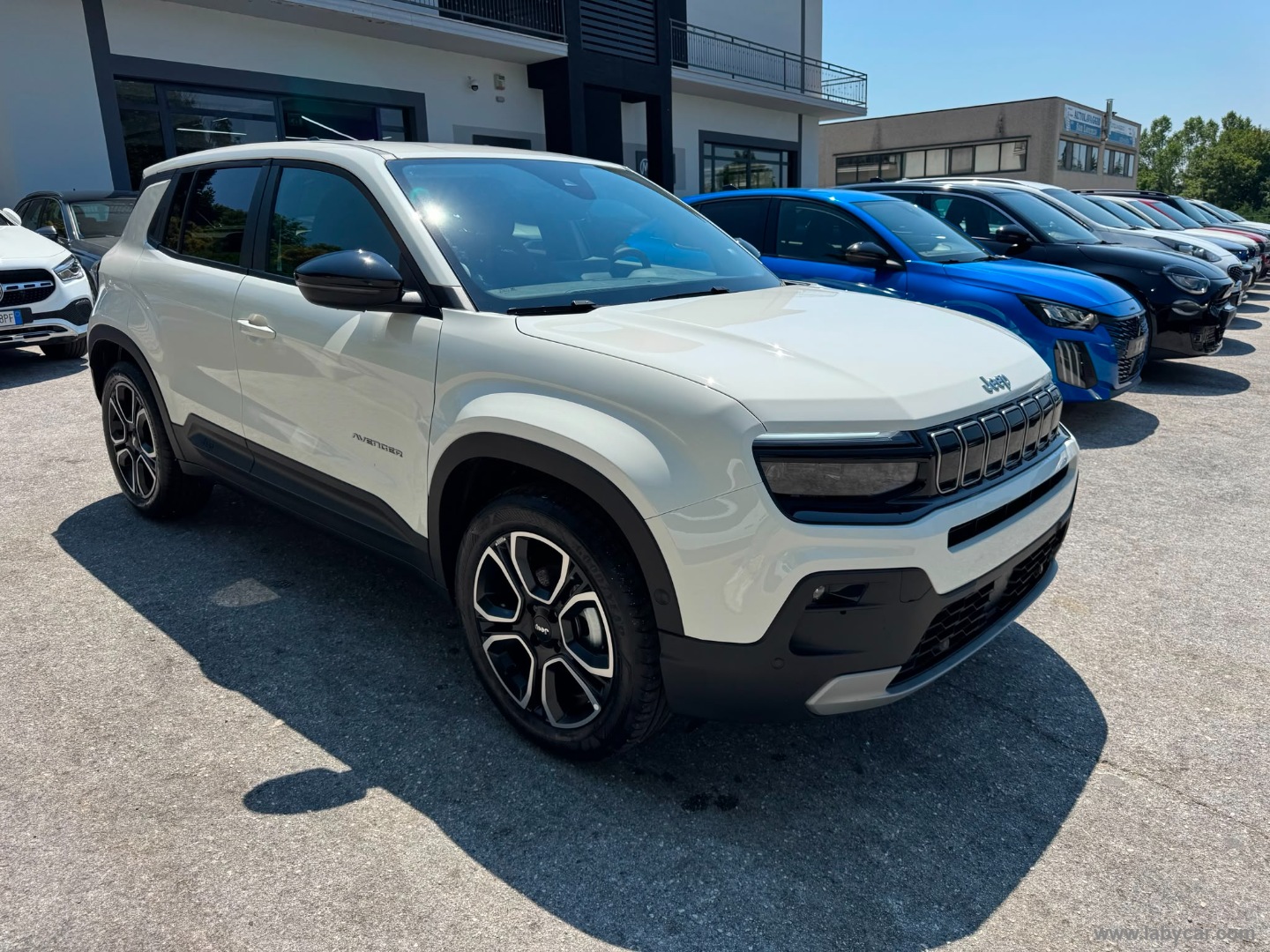 Jeep Avenger 1.2 Turbo Summit - Immagine 3