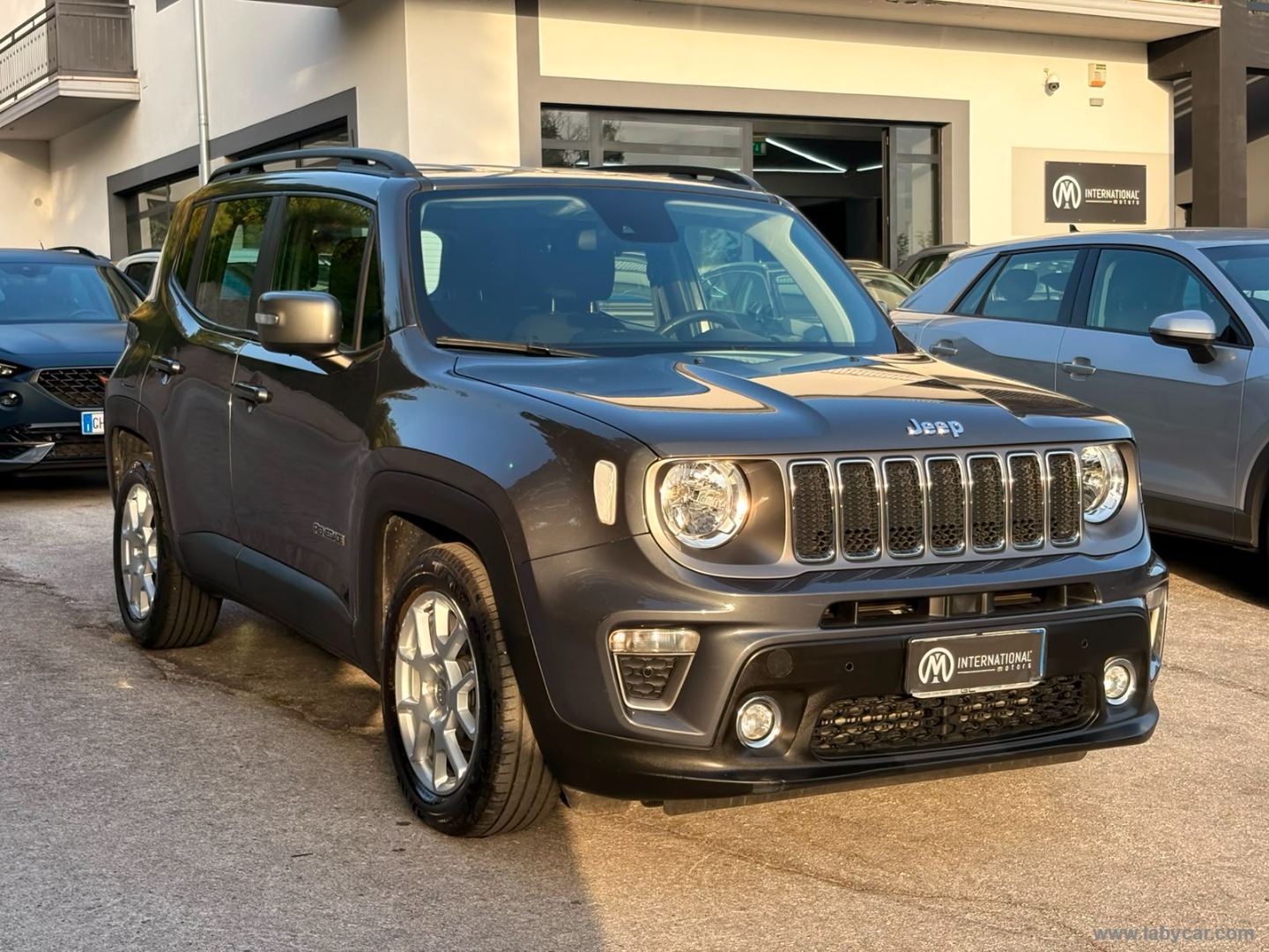 Jeep Renegade 1.6 Mjt 130CV Limited - Immagine 3