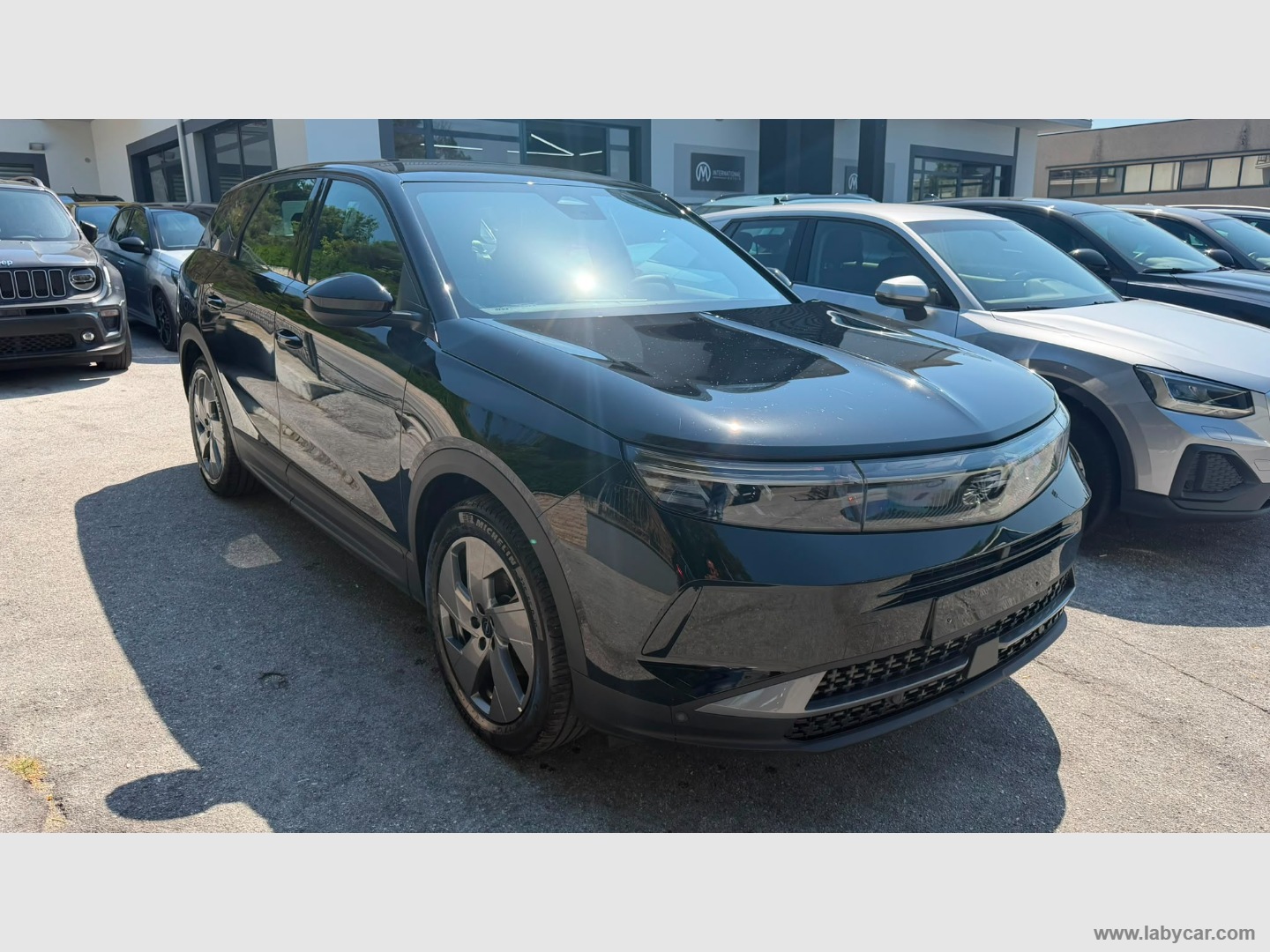 Opel Grandland Hybrid 145 CV DCT6 Edition - Immagine 3