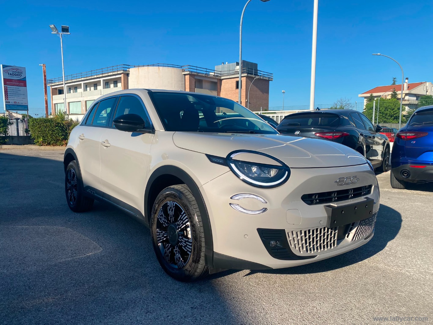 Fiat 600 Hybrid 145 CV DCT MHEV Icon - Immagine 3