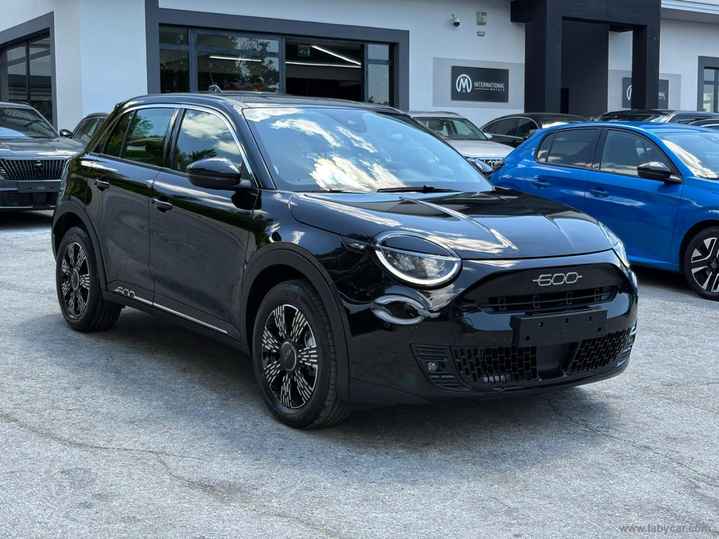 600 Hybrid 145 CV DCT MHEV Icon - immagine 3