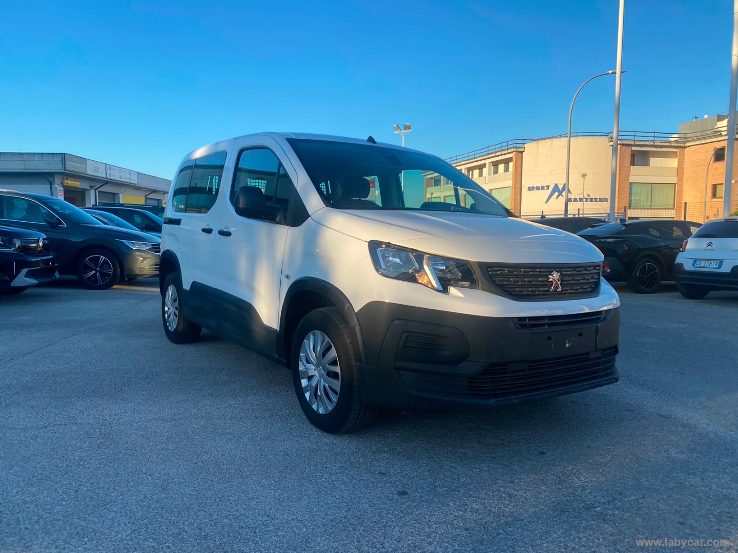 Peugeot Rifter BlueHDi 100 S&S Active Pack Std - Immagine 3