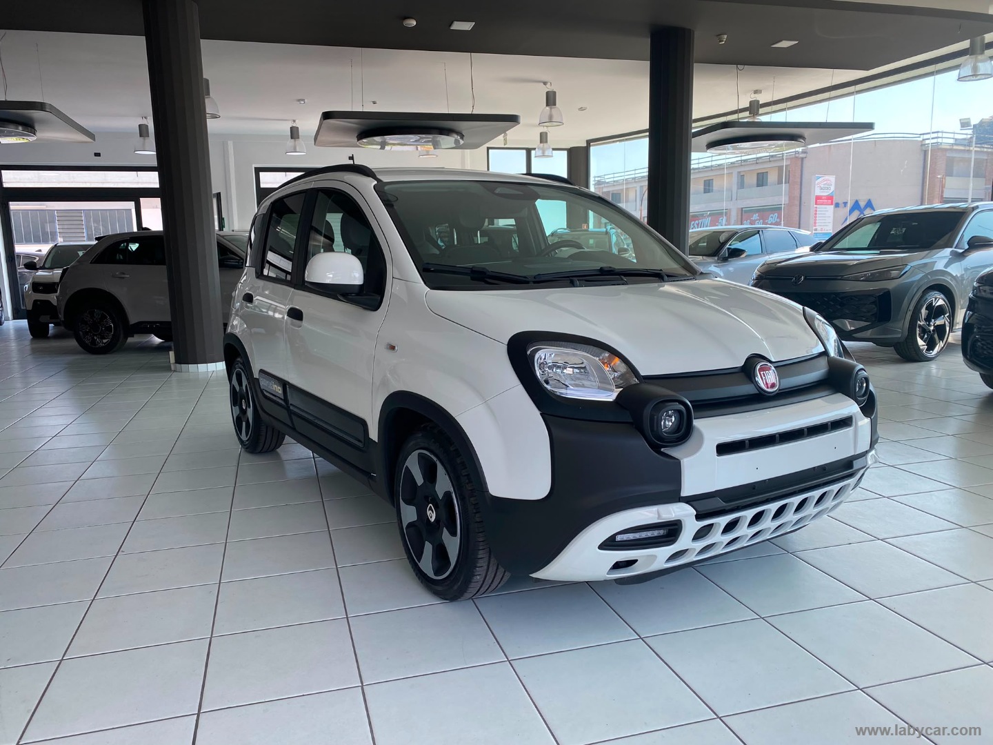 Fiat Panda 1.0 FireFly S&S Hybrid Pandina - Immagine 3
