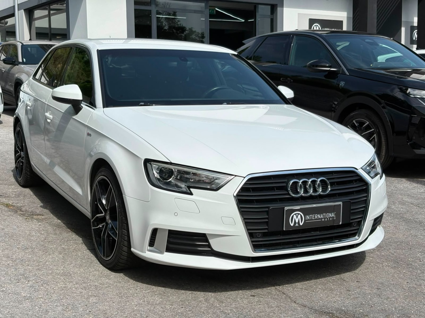Audi A3 SPB 2.0 TDI Sport - Immagine 3