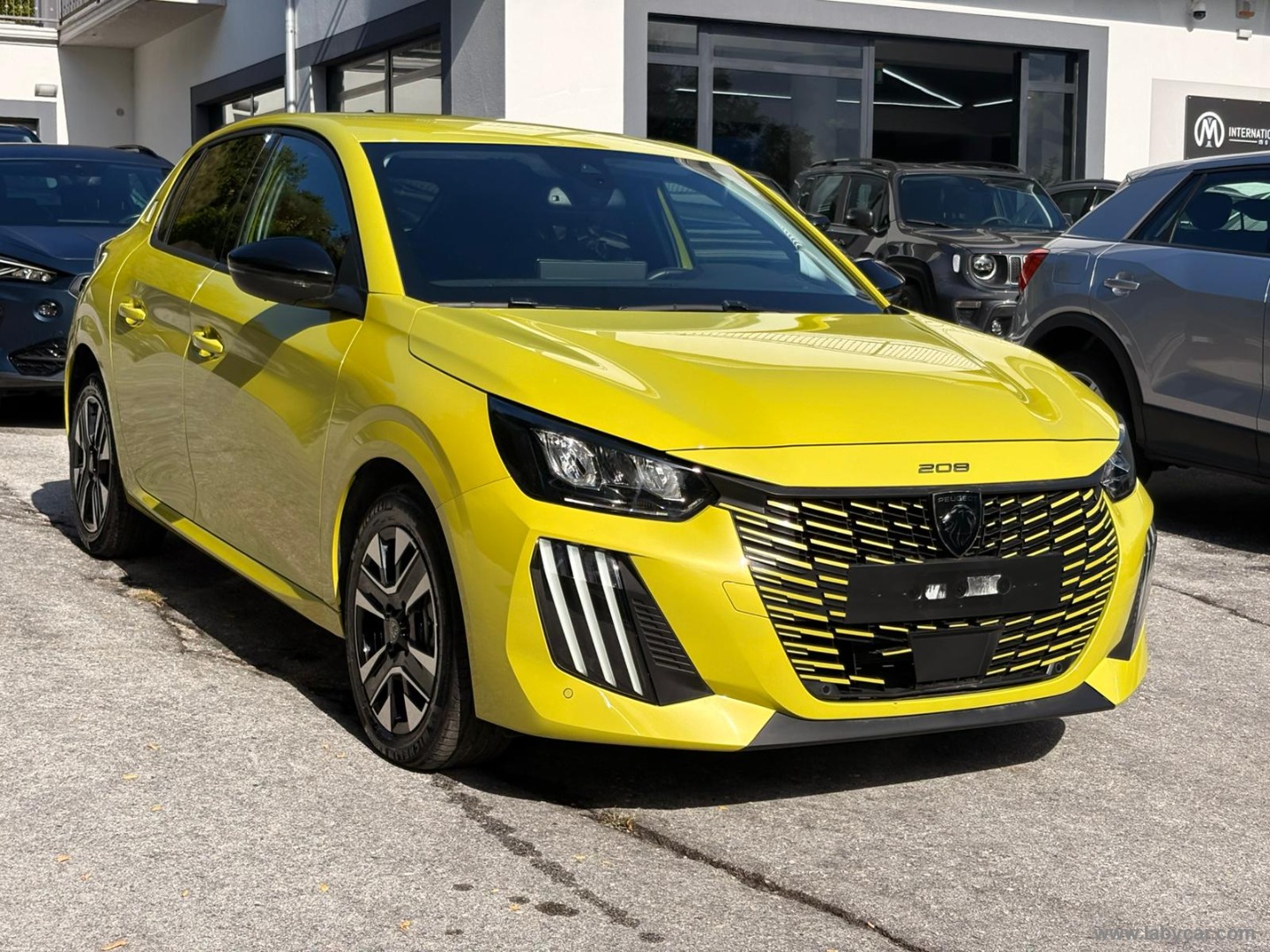 Peugeot 208 Hybrid 110 e-DCS6 Allure - Immagine 3