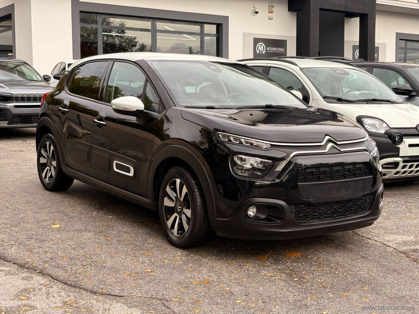 Citroën C3 PureTech 110 S&S Shine - Immagine 3