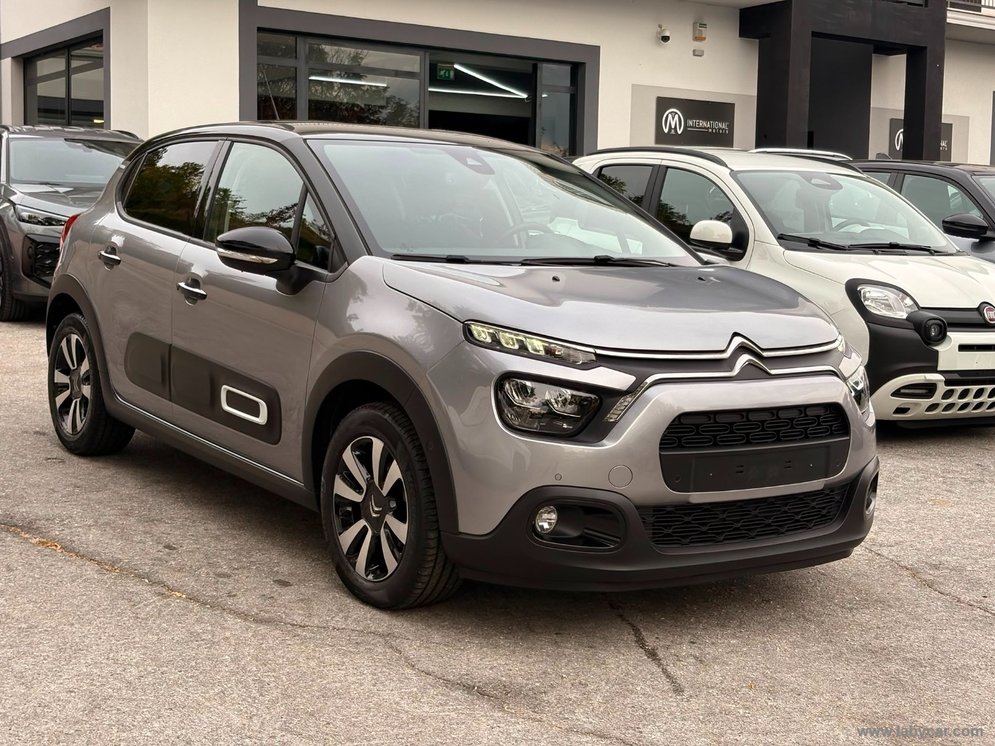 Citroën C3 PureTech 110 S&S Shine - Immagine 3