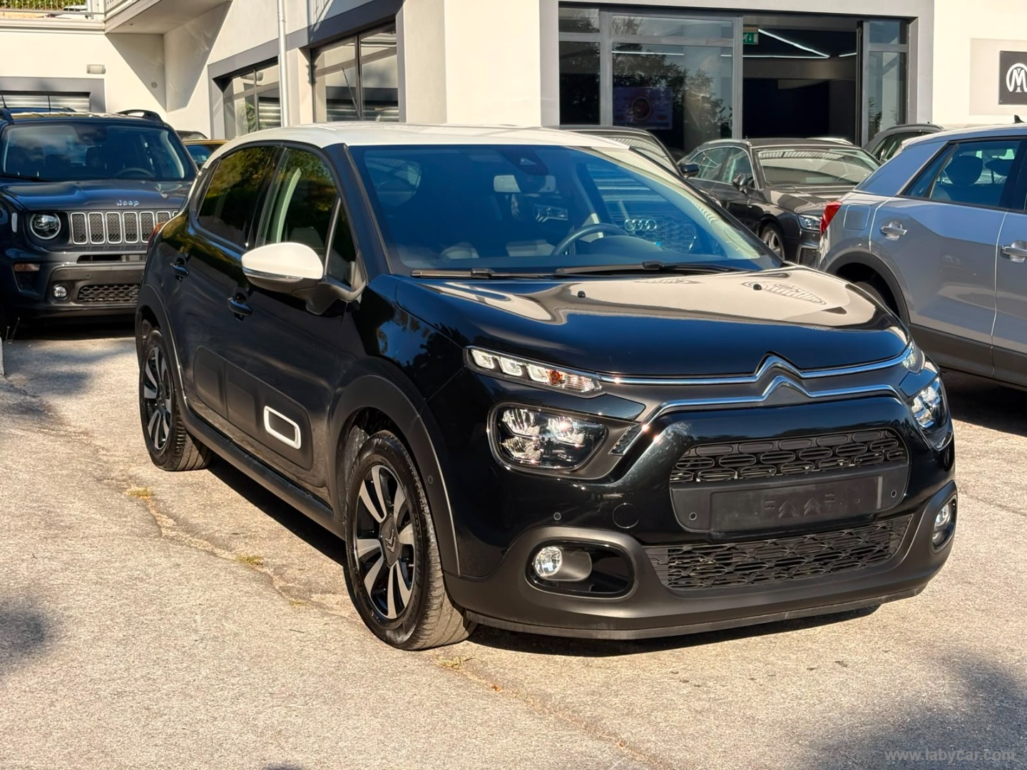 Citroën C3 PureTech 110 S&S Shine - Immagine 3