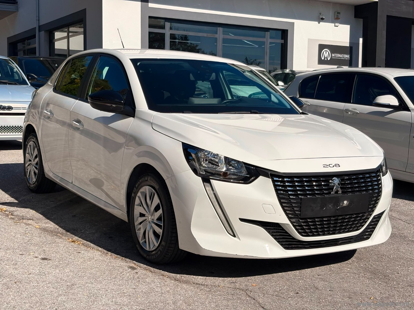 Peugeot 208 BlueHDi 100 S&S 5p. Active - Immagine 3