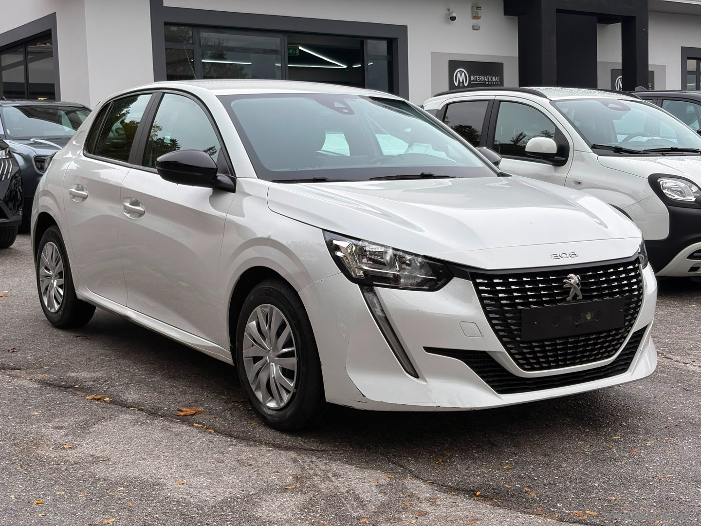 Peugeot 208 BlueHDi 100 S&S 5p. Active - Immagine 3