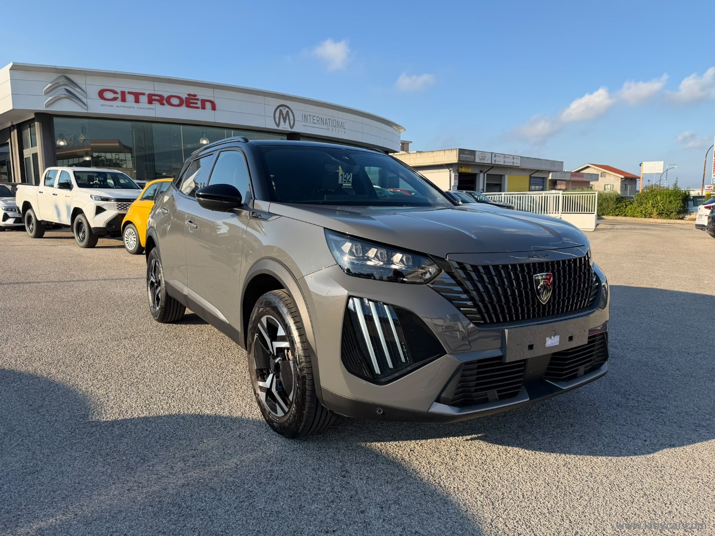 Peugeot 2008 PureTech 130 S&S EAT8 GT - Immagine 3