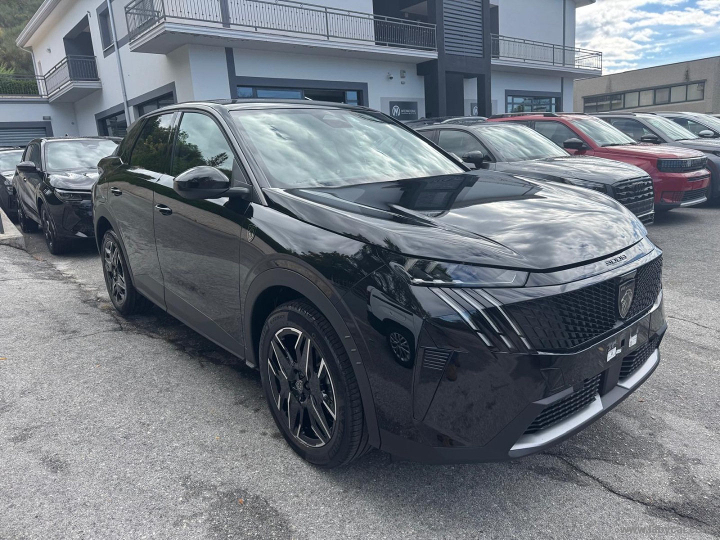 Peugeot 3008 Hybrid 145 e-DCS6 GT - Immagine 3